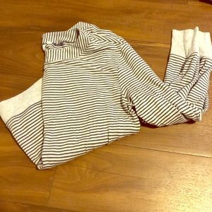 Athleta long sleeved/sweater shirt size medium